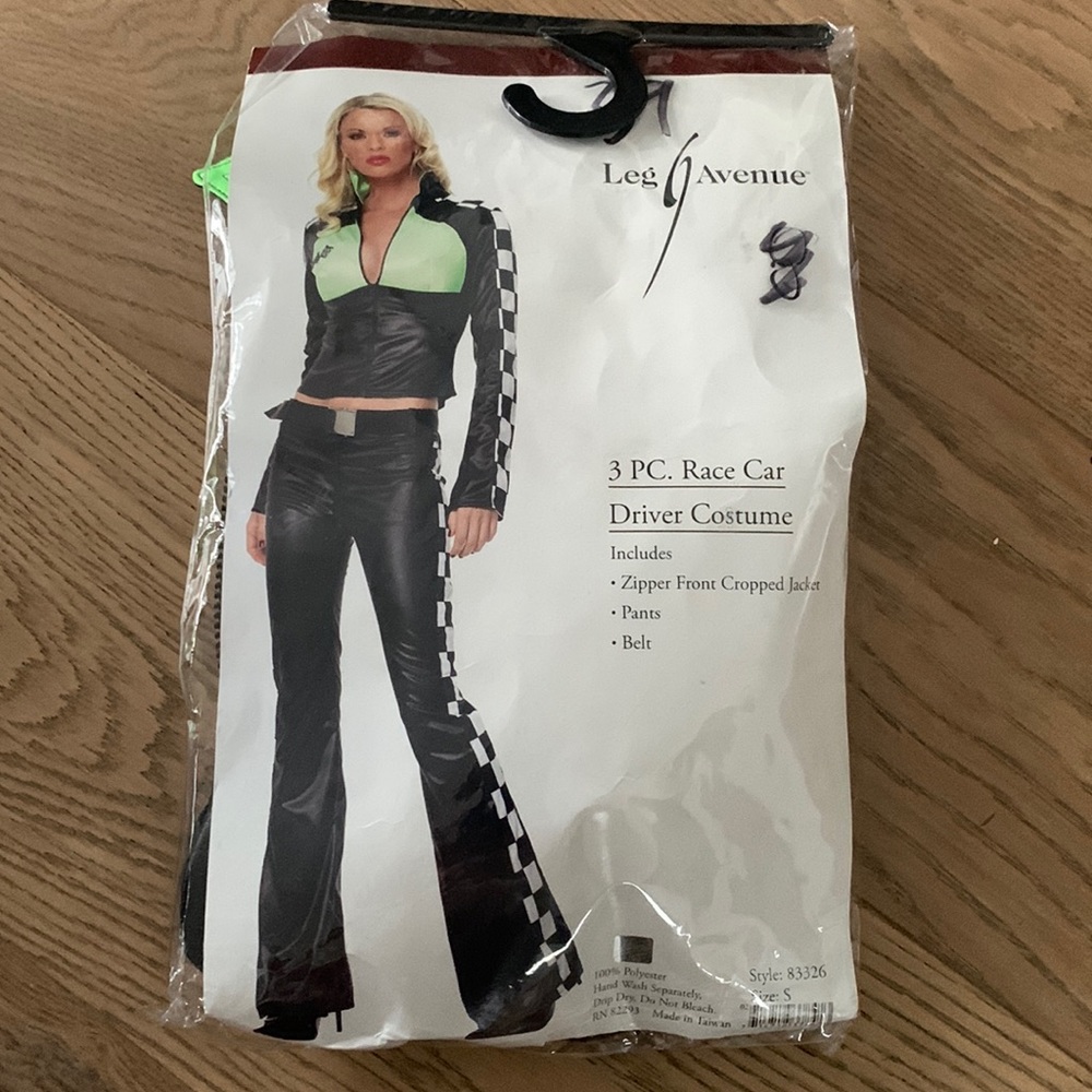 Women’s Costume